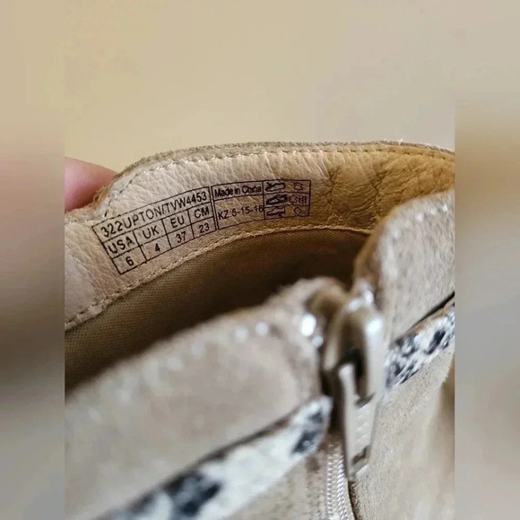 Vionic Upright Upton Taupe Suede Leather Ankle Booties(6) - Picture 7 of 9